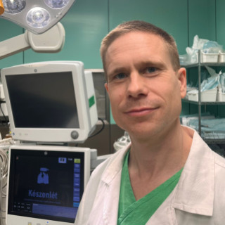 Dr. Pordány Bálint